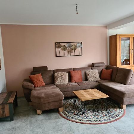 Ferienwohnung Burgblick Pelm Exteriör bild