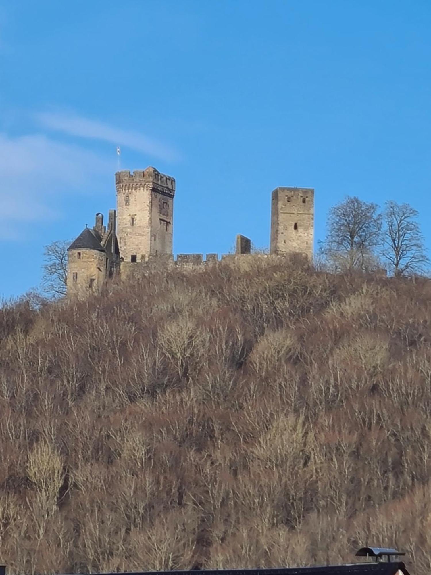 Ferienwohnung Burgblick Pelm Exteriör bild