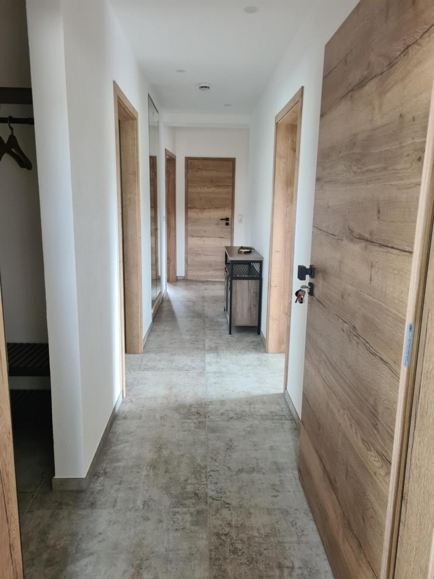 Ferienwohnung Burgblick Pelm Exteriör bild